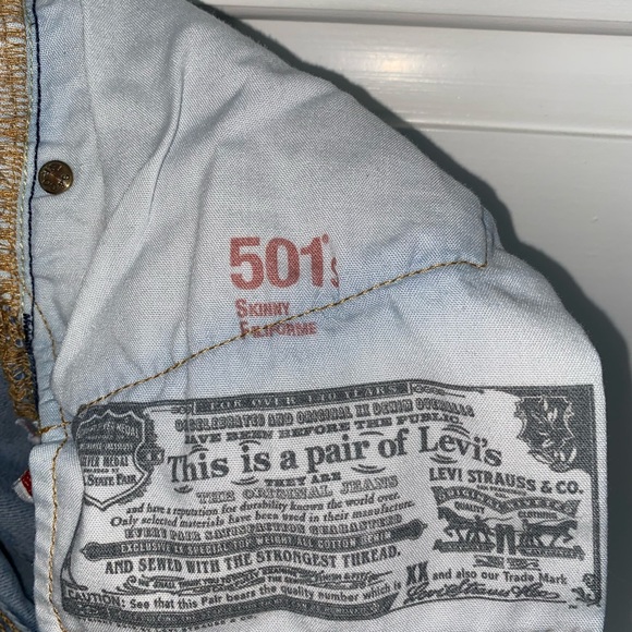 Levis 501 Jeans - Picture 4 of 4